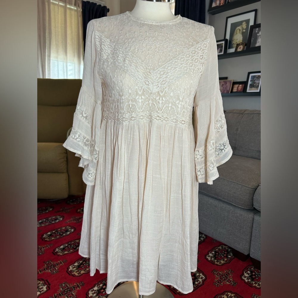 Umgee Cream Lace Long Sleeve Dress